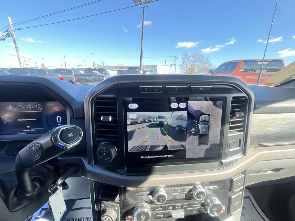 Used 2024 Blue Ford XLT image 17