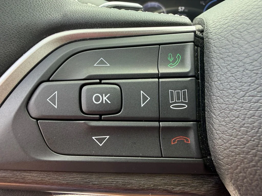 Used 2023 Black Jeep Limited image 18