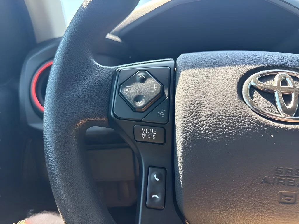 Used 2023  Toyota SR image 13