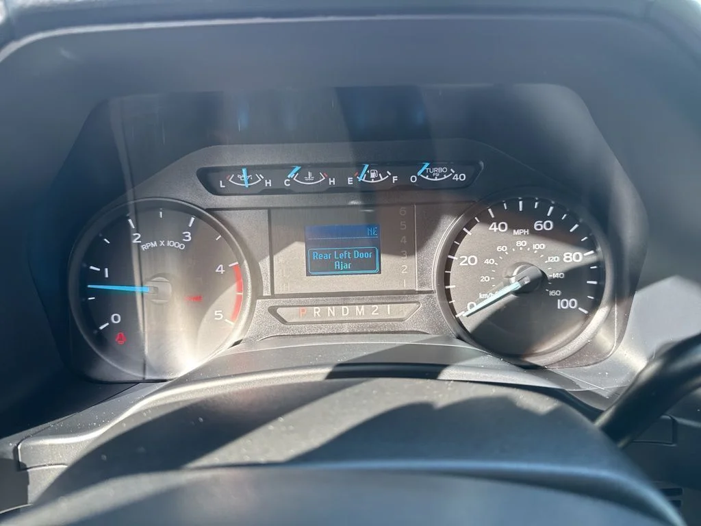 Used 2019 White Ford XL image 45