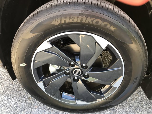 2026 Nissan Rogue SV - Photo 10