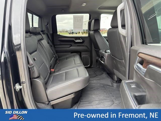 Used 2024 Onyx Black GMC SLT image 18