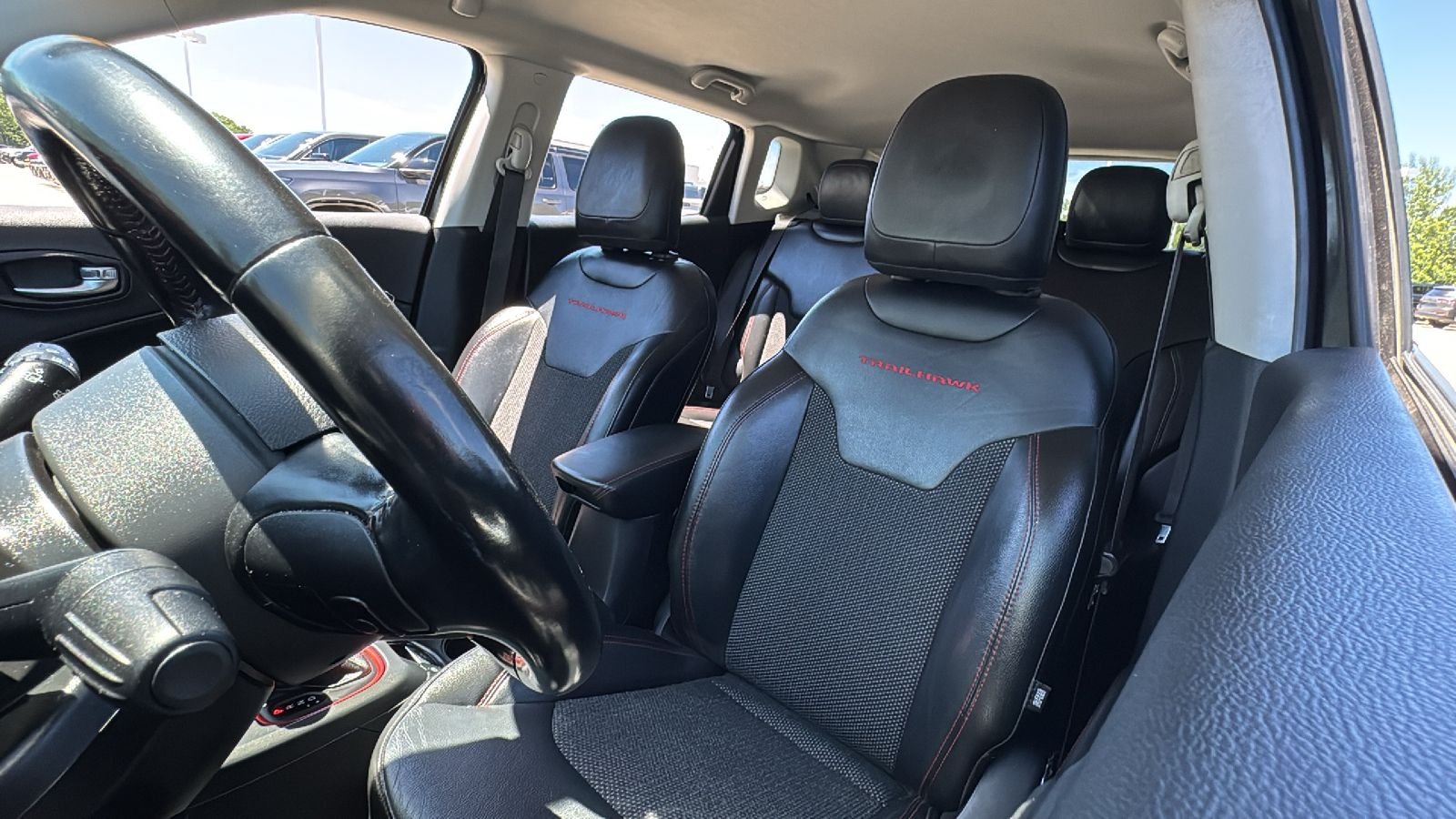 Used 2020 Black Jeep Trailhawk image 19