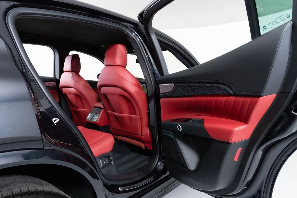 2026 Maserati Grecale Modena V6 - Photo 32