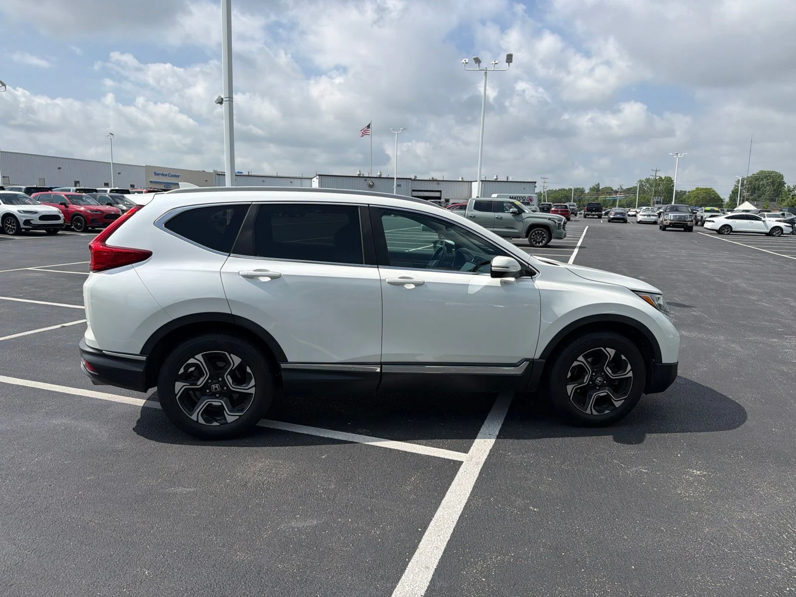 Used 2017 White Honda Touring image 7