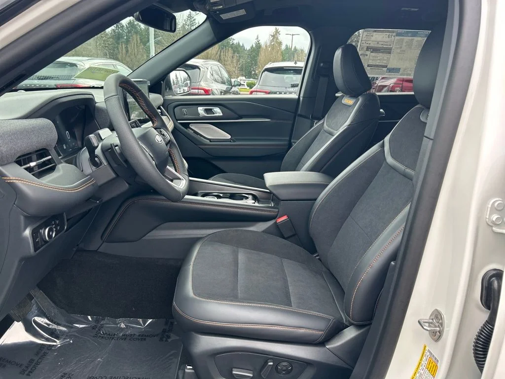 New 2026 White Ford Tremor image 14