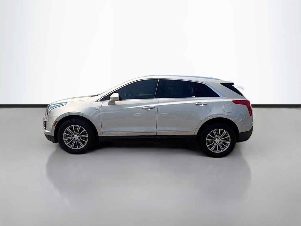 Used 2017 Silver Cadillac Luxury image 8
