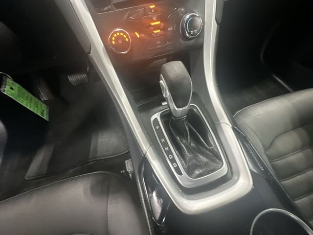 Used 2015 White Ford S image 27