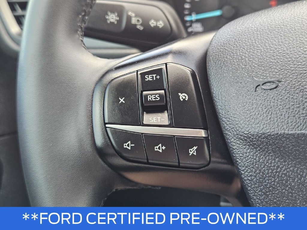Used 2022 Gray Ford SE image 29