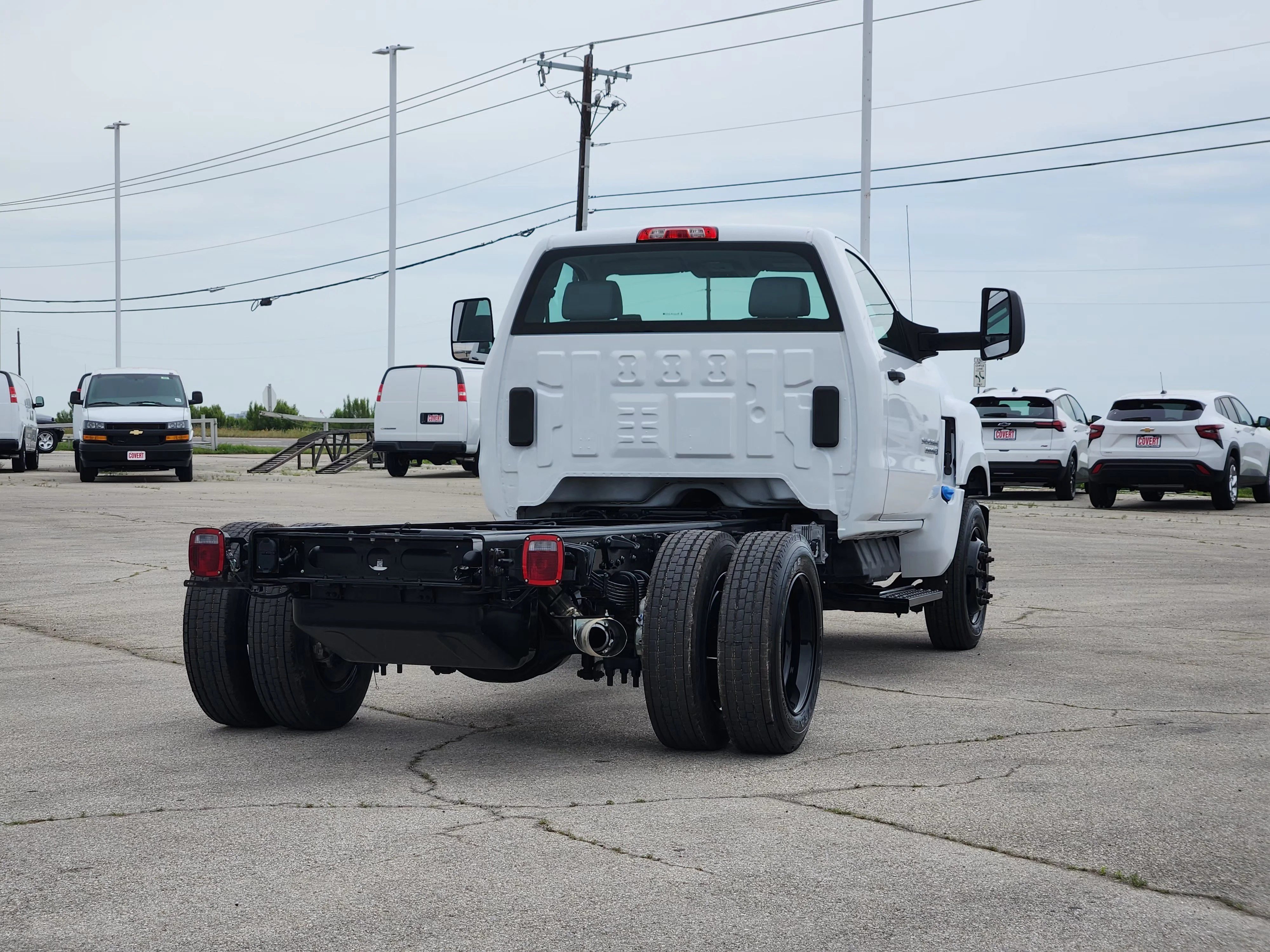 Used 2024 Summit White Chevrolet Work Truck Reg Cab Work Truck image 7