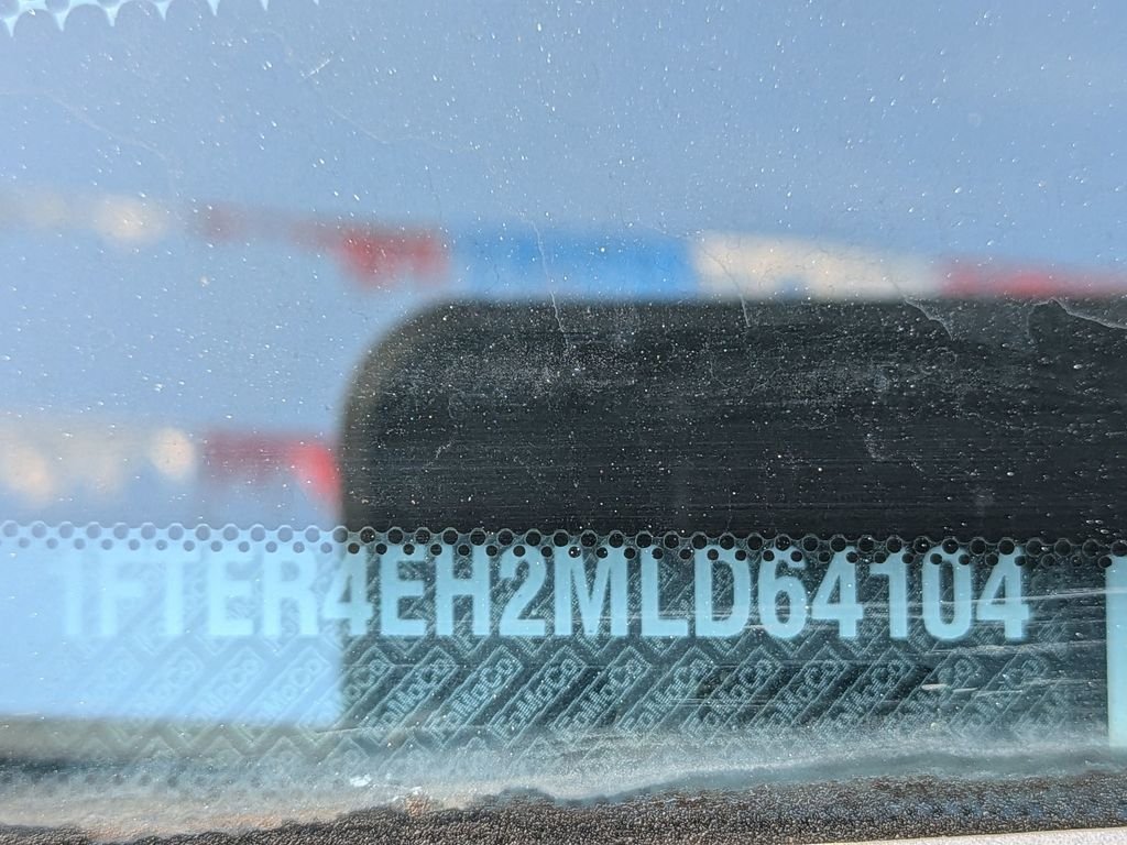 Used 2021 Blue Ford XL image 8