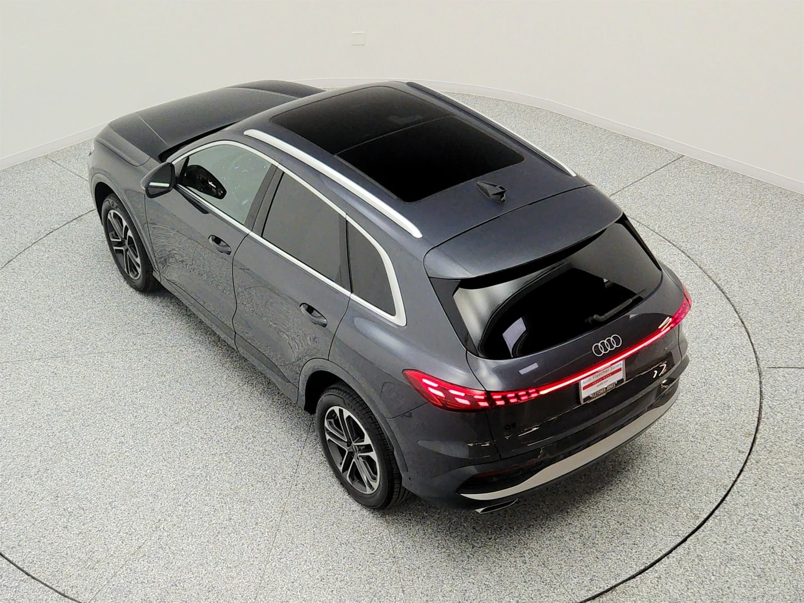 Used 2025 Tambora Gray Metallic Audi Premium Plus 2.0 TFSI quattro image 28