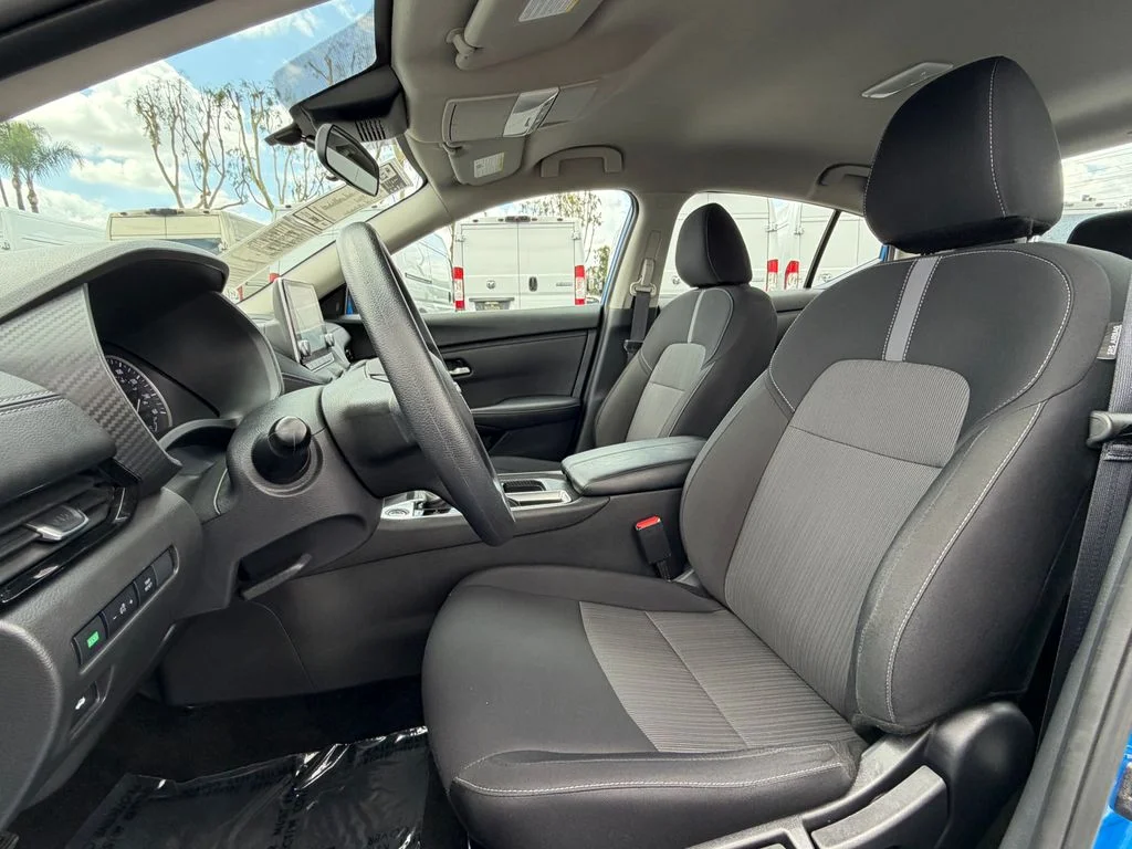 Used 2025 Blue Nissan SV image 22