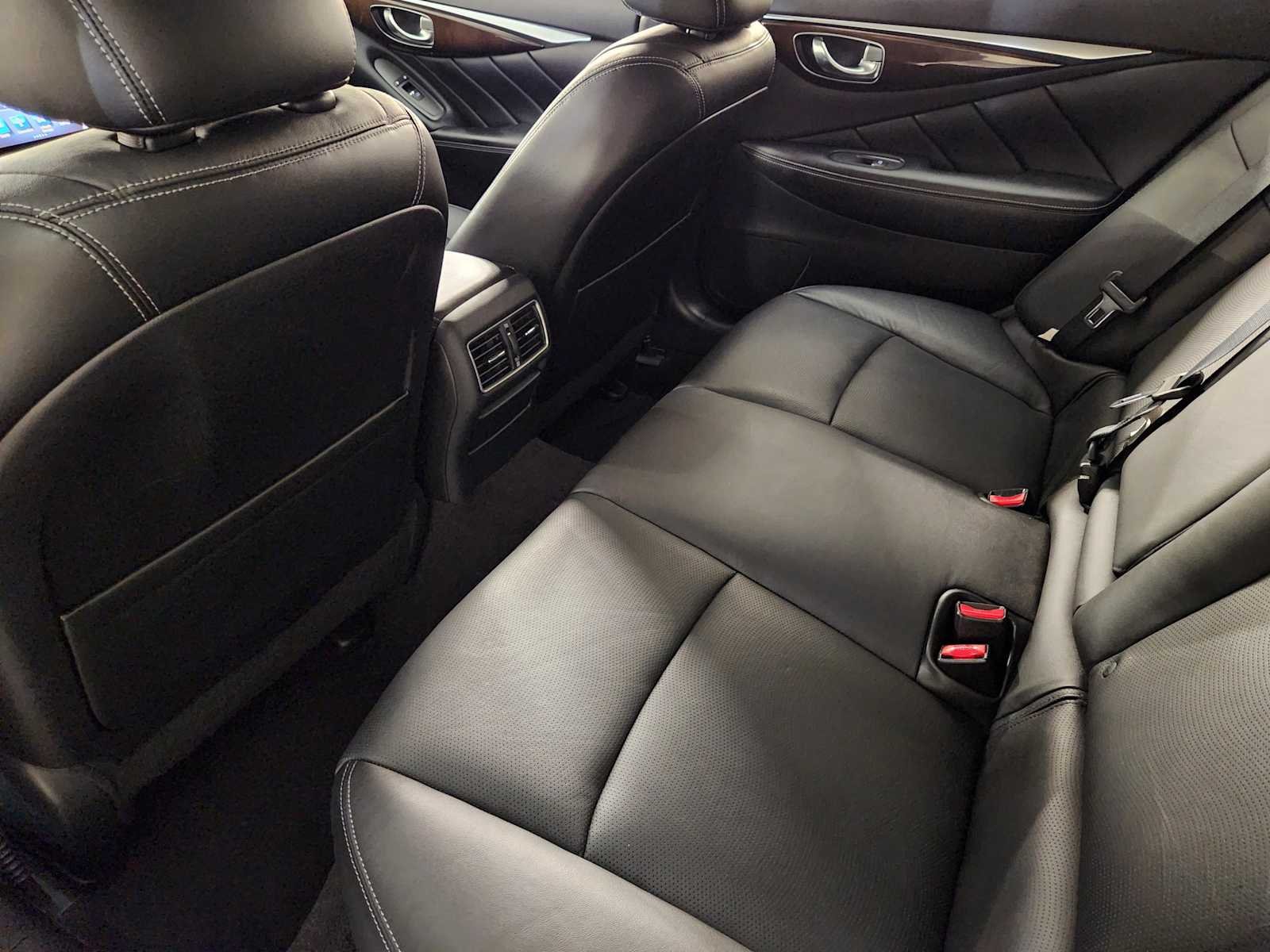 Used 2016 Graphite Shadow INFINITI 3.0t Premium image 27