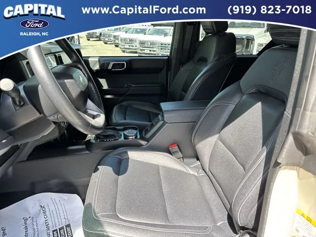 Used 2025 Beige Ford Badlands image 19