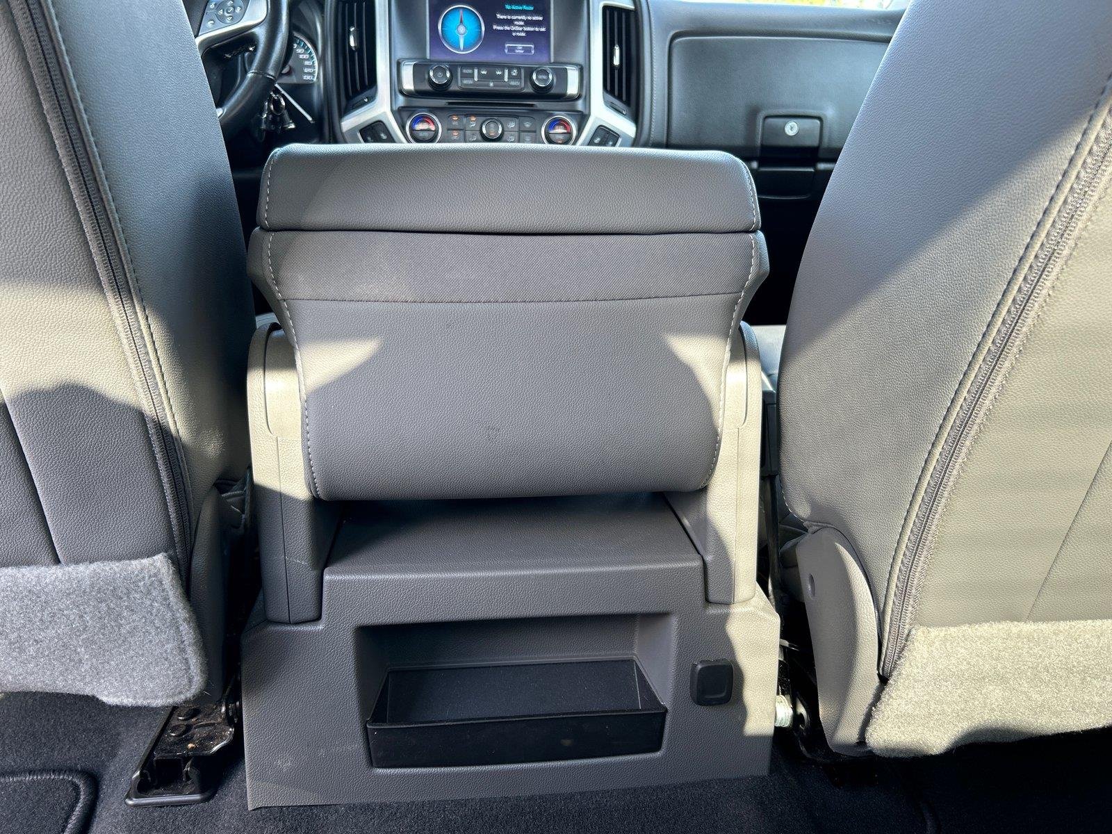 Used 2018 ONYX BLACK GMC SLT image 32