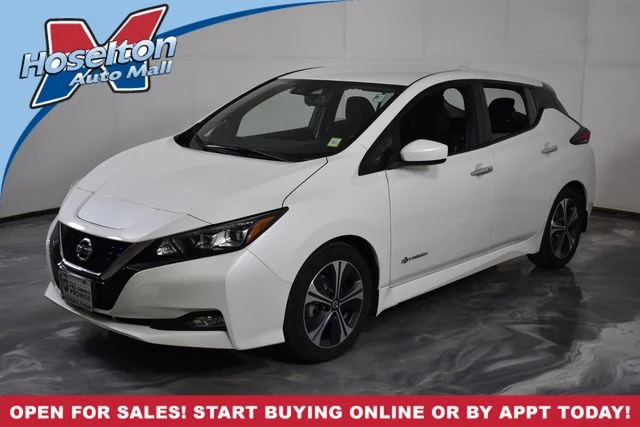 2018 Nissan Leaf SV's photo
