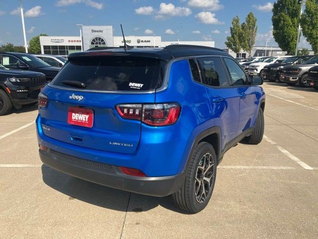 Certified Used 2025 Hydro Blue Pearlcoat Jeep Limited image 5