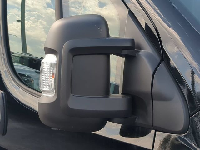New 2026 Black Clear-Coat Exterior Paint RAM High Roof image 12