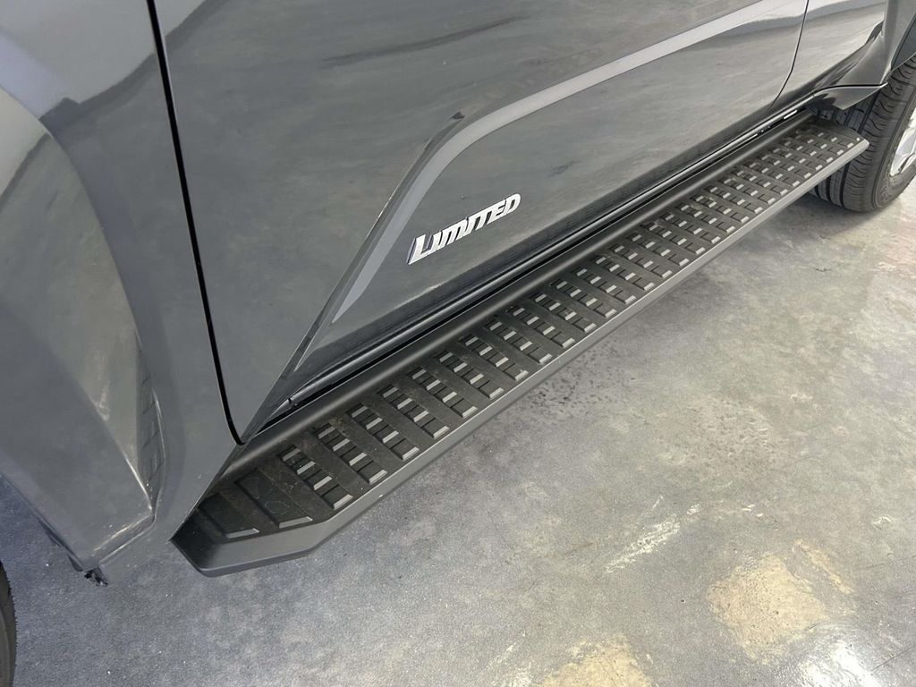 Used 2026  Toyota Limited image 10