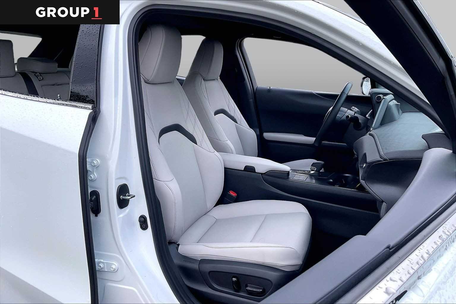 Certified Used 2026 Ultra White Lexus Premium image 7