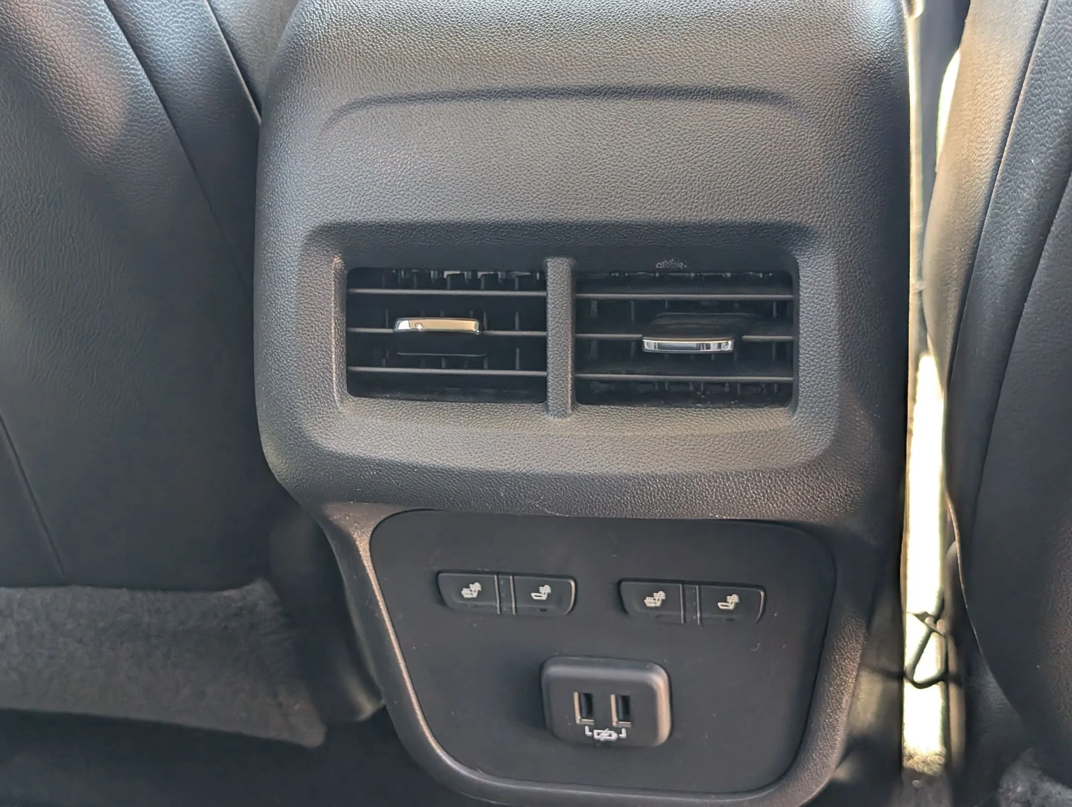 2020 Chevrolet Equinox Premier - Photo 26