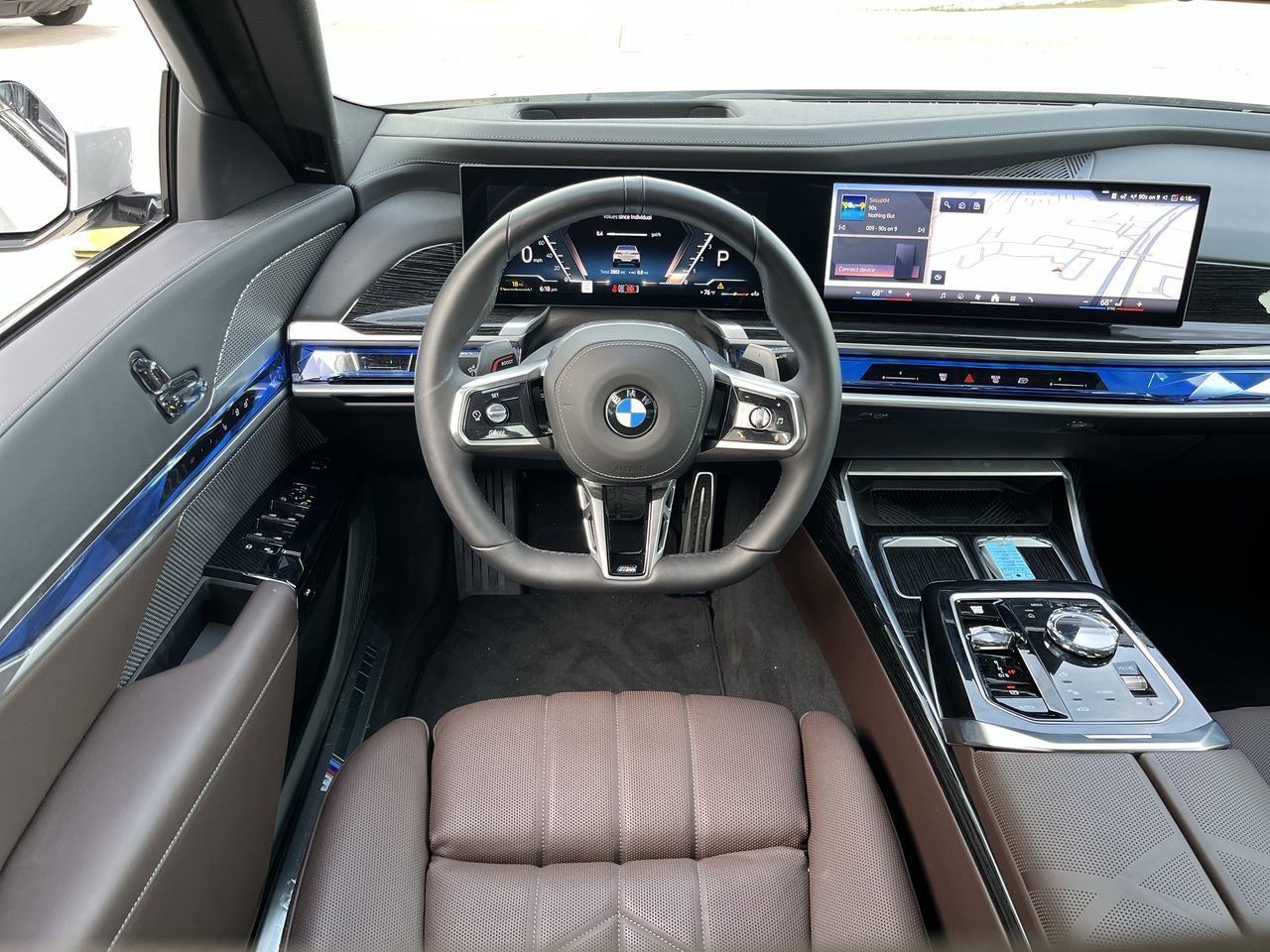 Certified Used 2025 Alpine White BMW 740i image 21