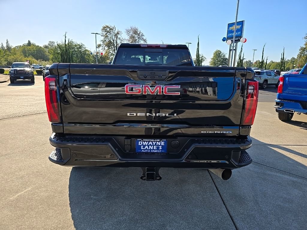 2025 GMC Sierra 3500HD Denali - Photo 5
