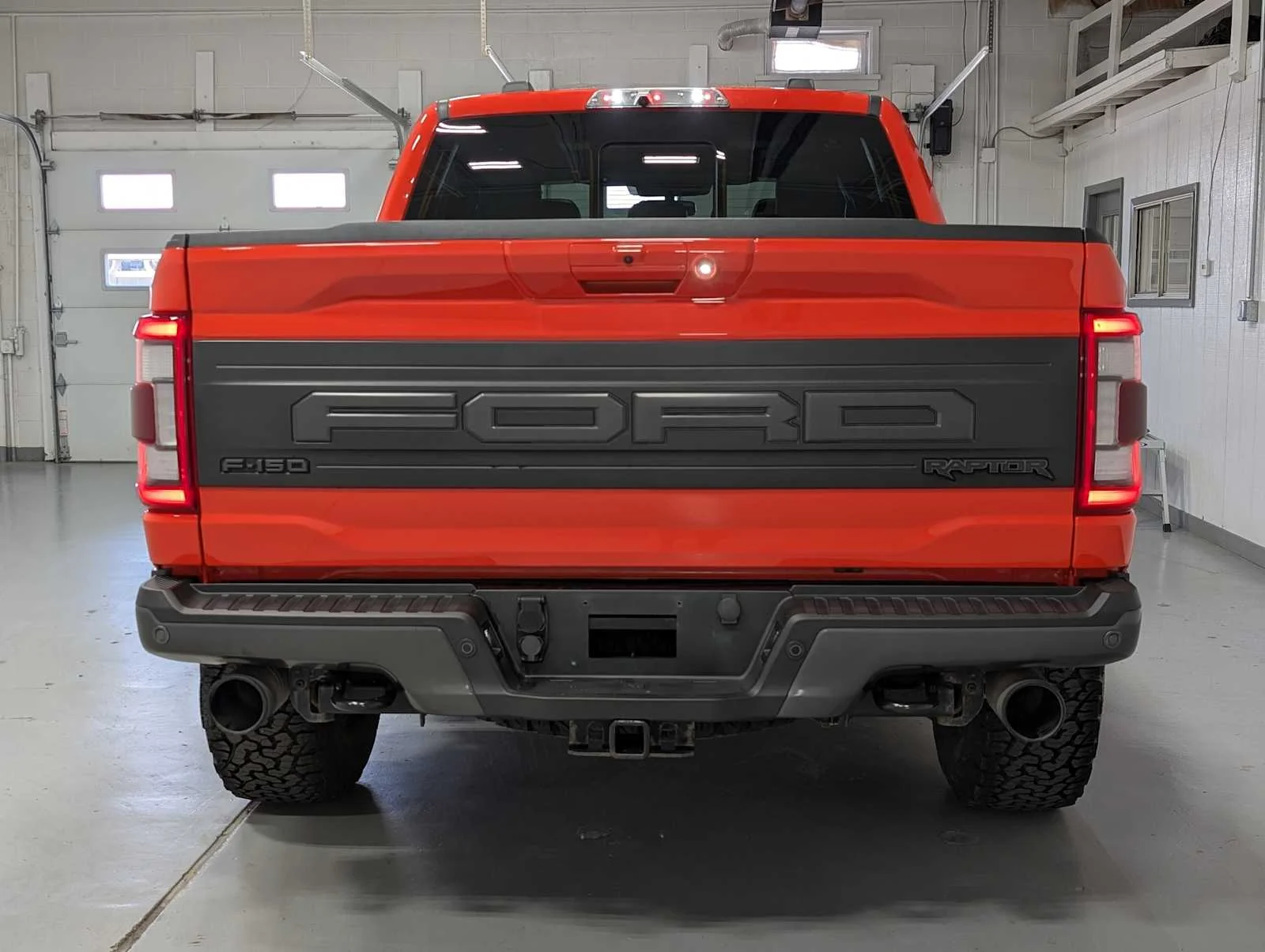 2021 Ford F-150 Raptor - Photo 8