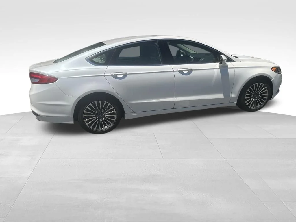 Used 2017 White Ford SE image 26