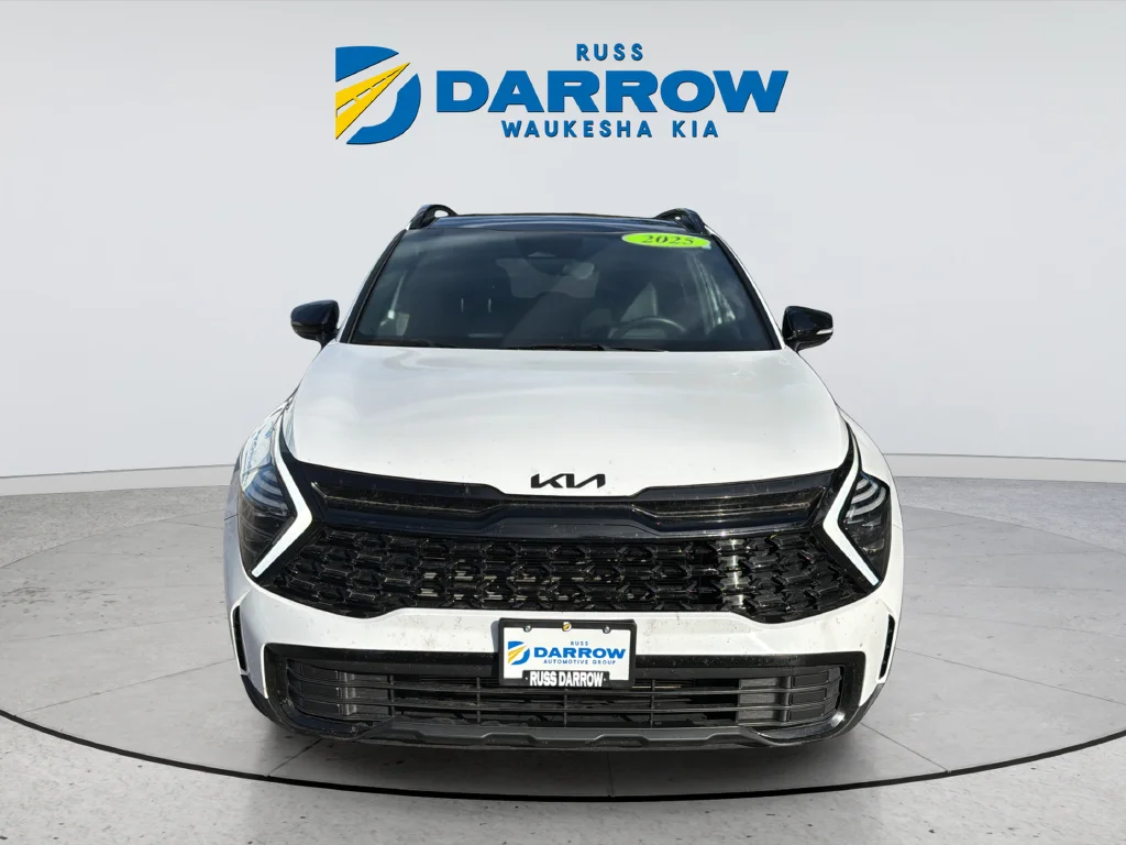Used 2025 White Kia X-Line image 8