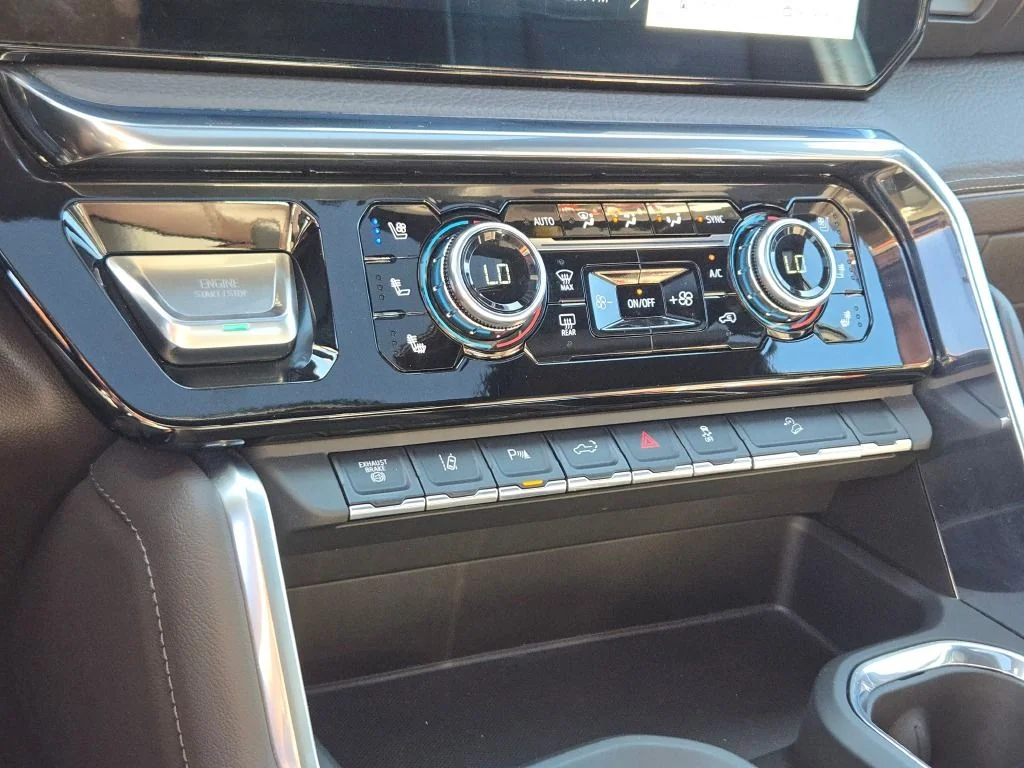 Used 2024 Black GMC Denali image 30