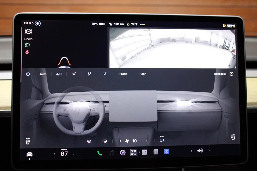 Used 2020 Solid Black Tesla Long Range image 26