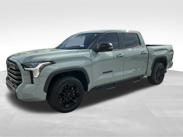 Used 2024 Green Toyota SR5 image 7