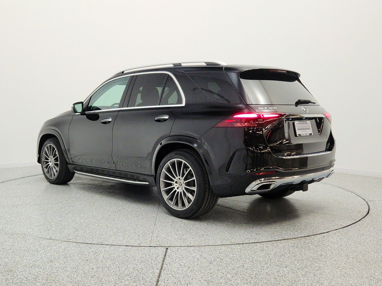 Used 2024 Black Mercedes-Benz GLE 350 4MATIC® SUV image 7