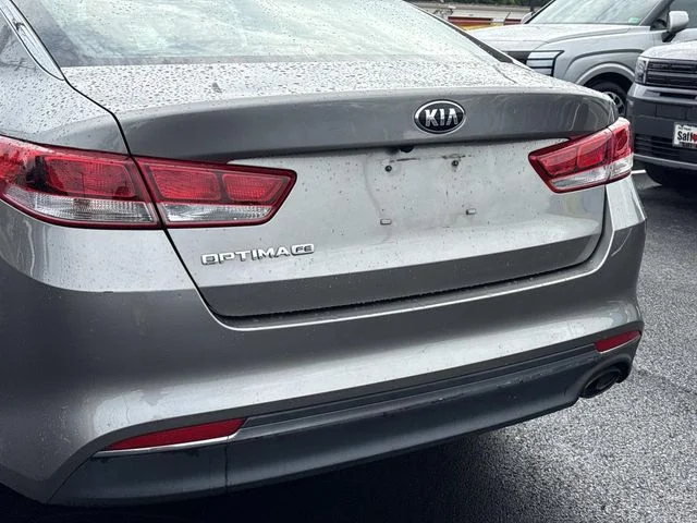 Used 2016 Gray Kia LX image 10