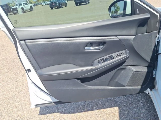 Used 2022 White Nissan SV image 11