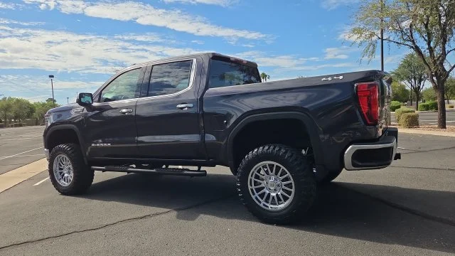 Used 2025 Silver GMC SLT image 5