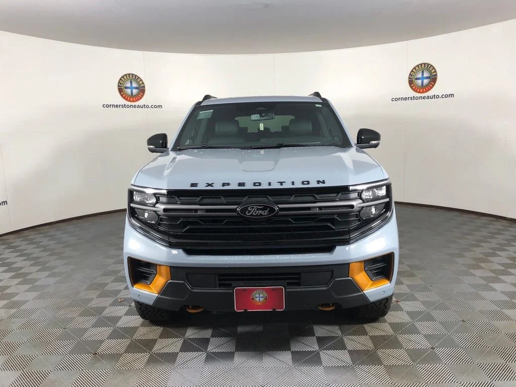New 2026 Glacier Gray Metallic Tri-Coat Ford Tremor® image 14
