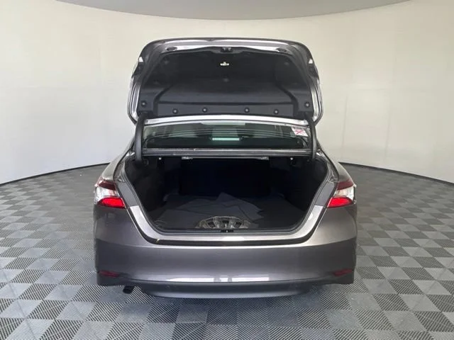 Used 2023  Toyota Hybrid LE image 24