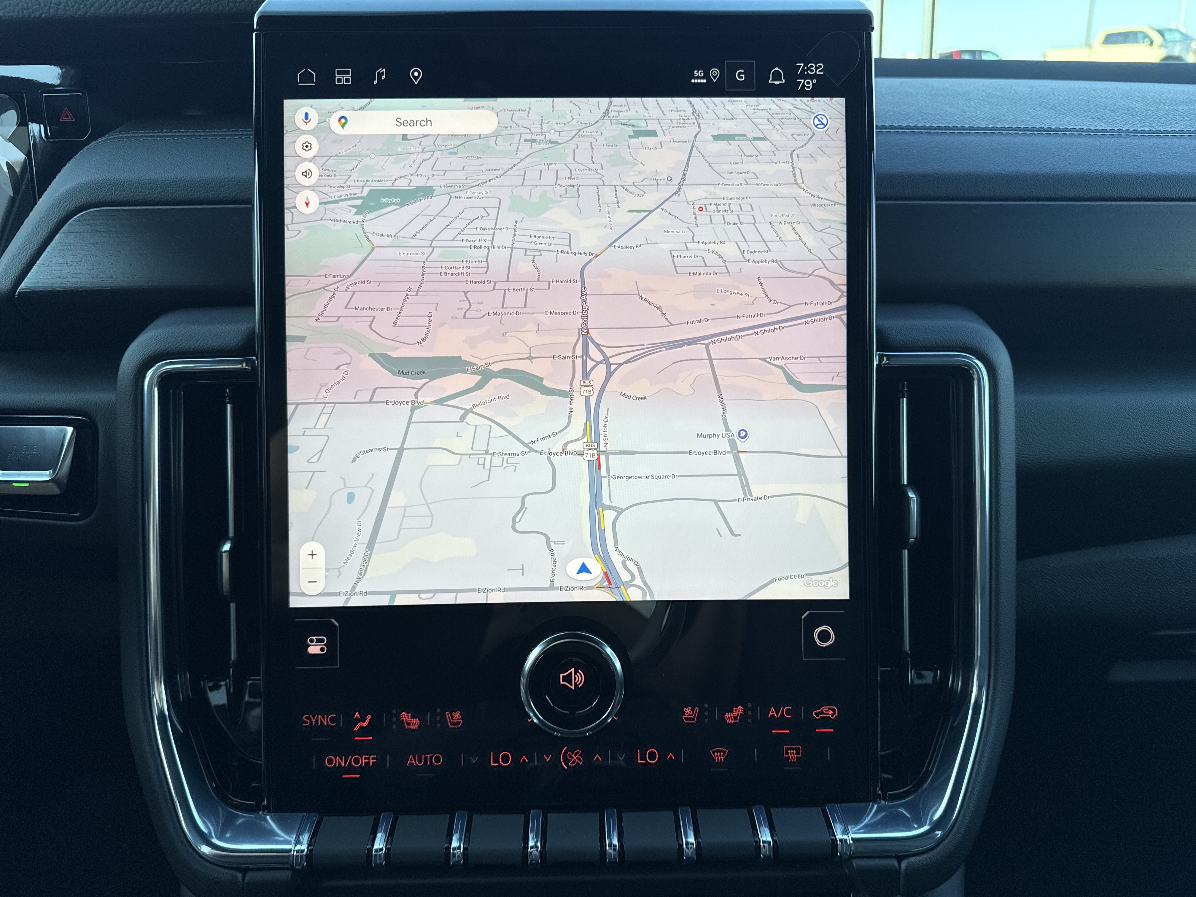 2026 GMC Yukon Denali - Photo 11