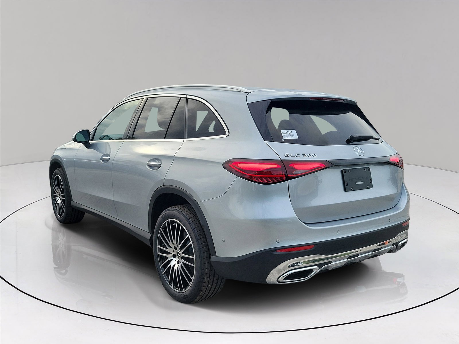 New 2026 Cirrus Silver Metallic Mercedes-Benz GLC 300 image 4
