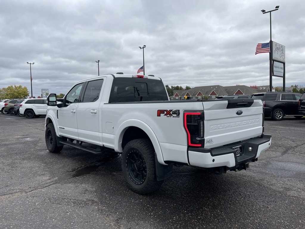 2022 Ford F-250 photo 2