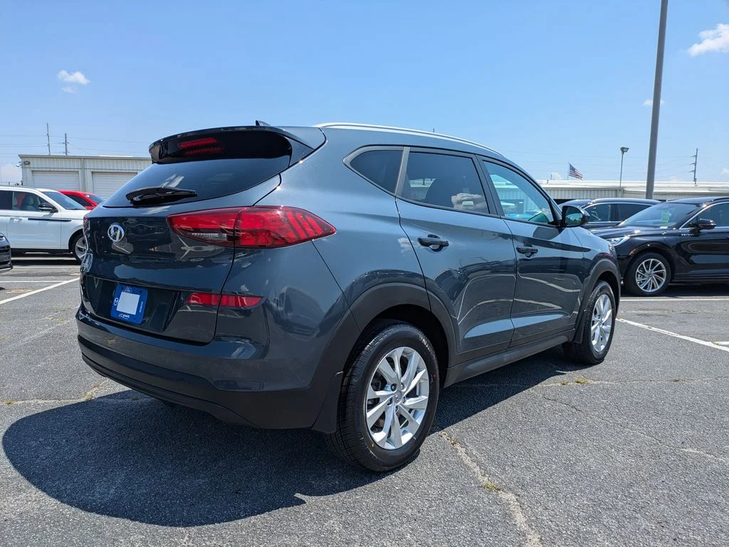 Certified Used 2021 Dusk Blue Hyundai Value image 4
