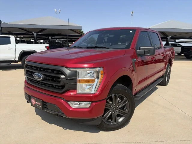 Used 2022 Red Ford XLT image 3