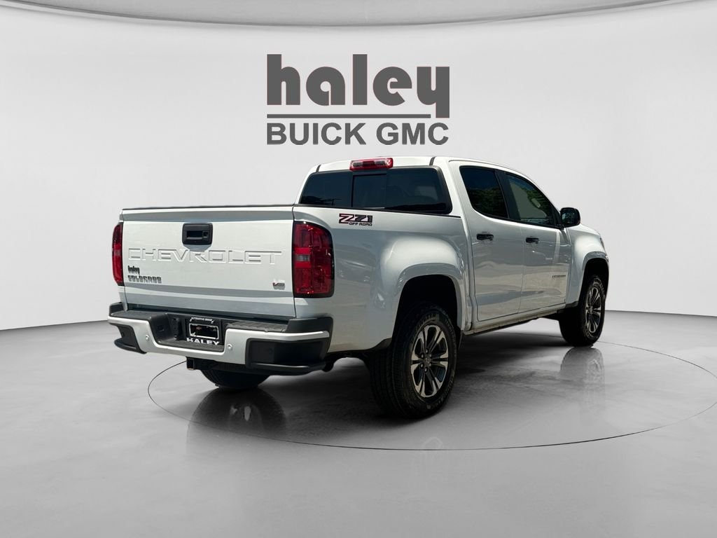 Used 2022 White Chevrolet Z71 image 5