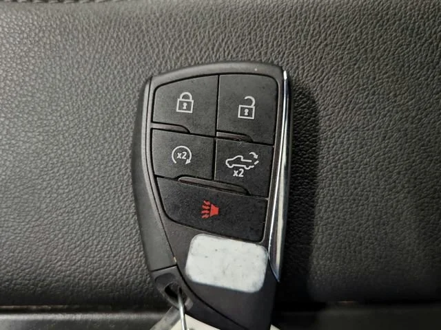 Used 2023 Glacier Blue Metallic Chevrolet Custom image 27
