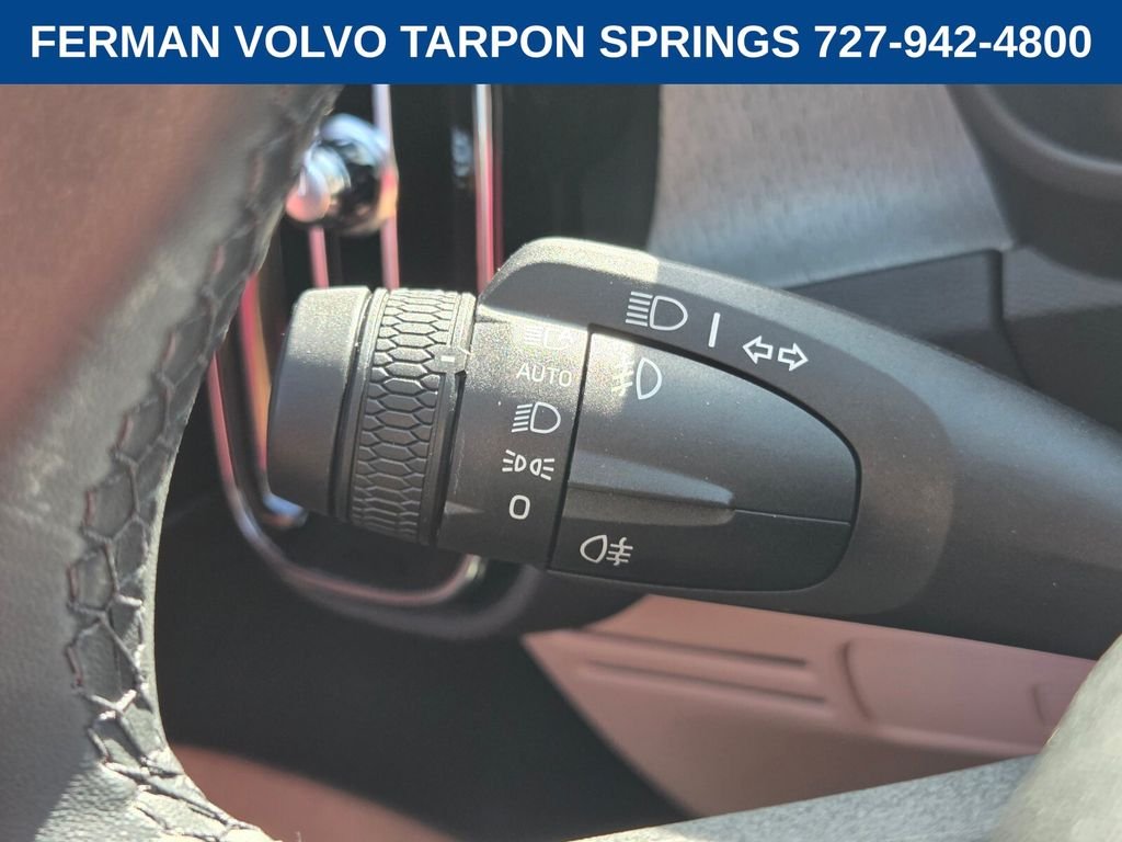 New 2026 Vapour Grey Volvo Plus image 31