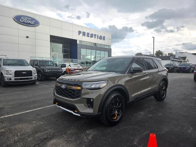 New 2027 Marsh Gray Ford Tremor® image 27