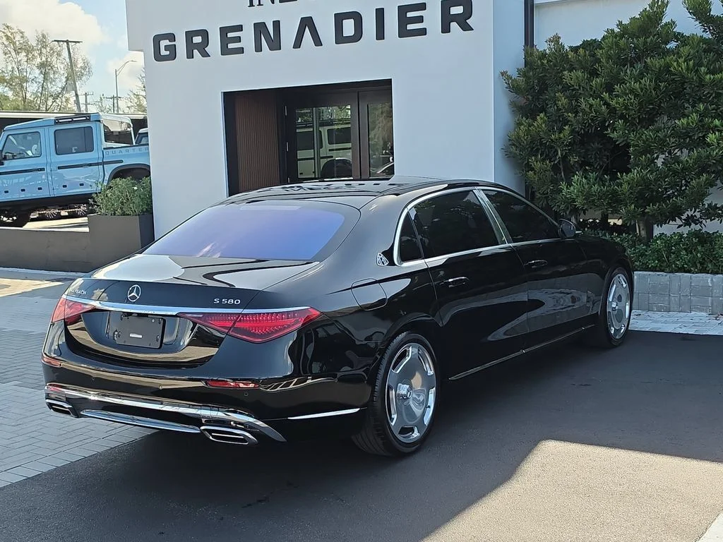 Used 2021 Black Mercedes-Benz Maybach S 580 image 4